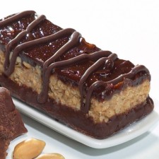High protein chocolate & peanut flavour snack bar